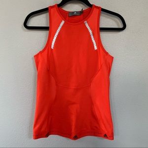 Workout shirt vibrant red